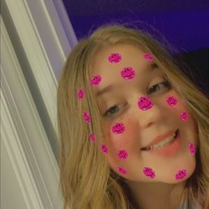 Meet your Posher, Ava